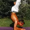 Padma Vrischikasana Le scorpion en Lotus