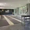 Salles de 60m2 et 45m2 & gîtes pour stage ou retraite Salle de 60m2, vestiaires, kitchenette, WC et jardin.