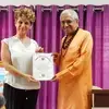 Remise du Diplôme de yoga, Inde.