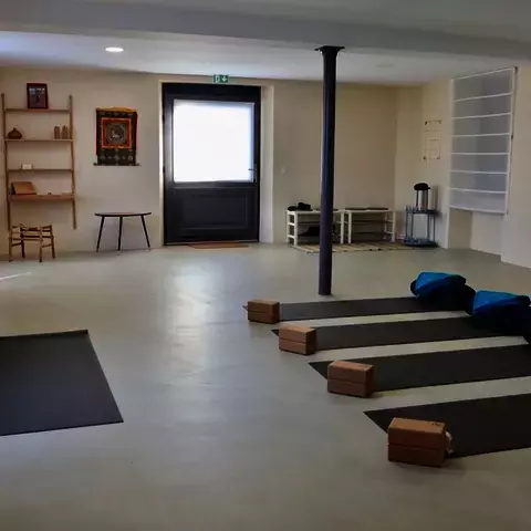 la salle de pratique du studio shantala yoga