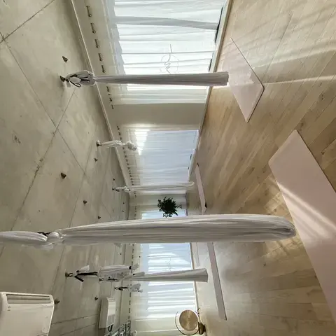 Espace de pratiqué spacieux et lumineux