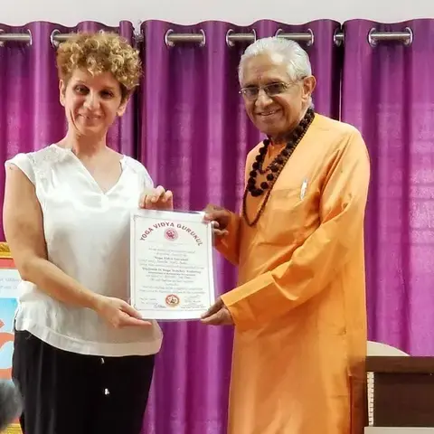 Remise du Diplôme de yoga, Inde.
