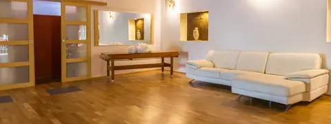 salle de pratique : 110m²