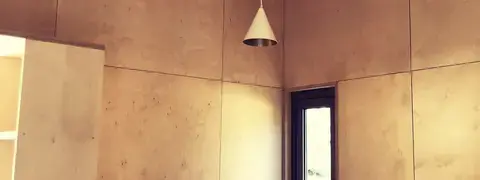 Un coup d'œil à l'intérieur des cabanes en bois