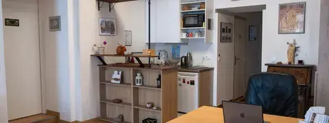 Le coin cuisine-tisane de la Ruche de la Cité des Consciences